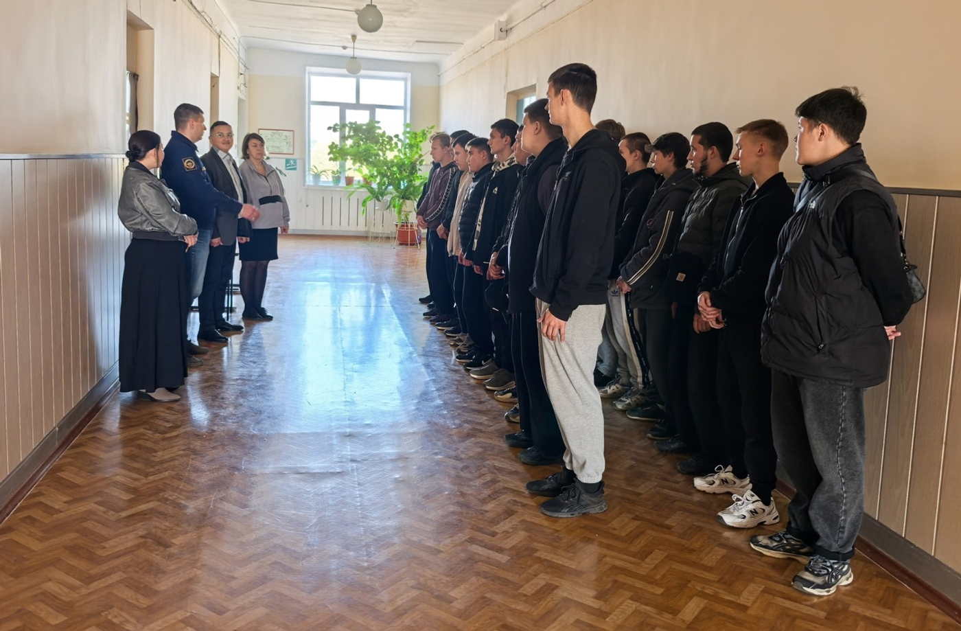 После собеседования члены комиссии поприветствовали будущих курсан-тов, сказали им свои напутственные слова. Данил Акилов пообещал контролировать учебный процесс и оказывать ребятам всяческую поддержку.