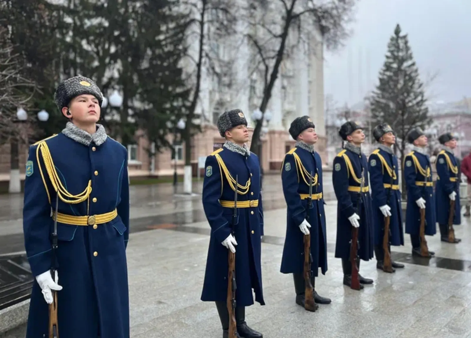 пресс-служба регионального отделения «Движения Первых» Движение Первых улучшает почётный караул