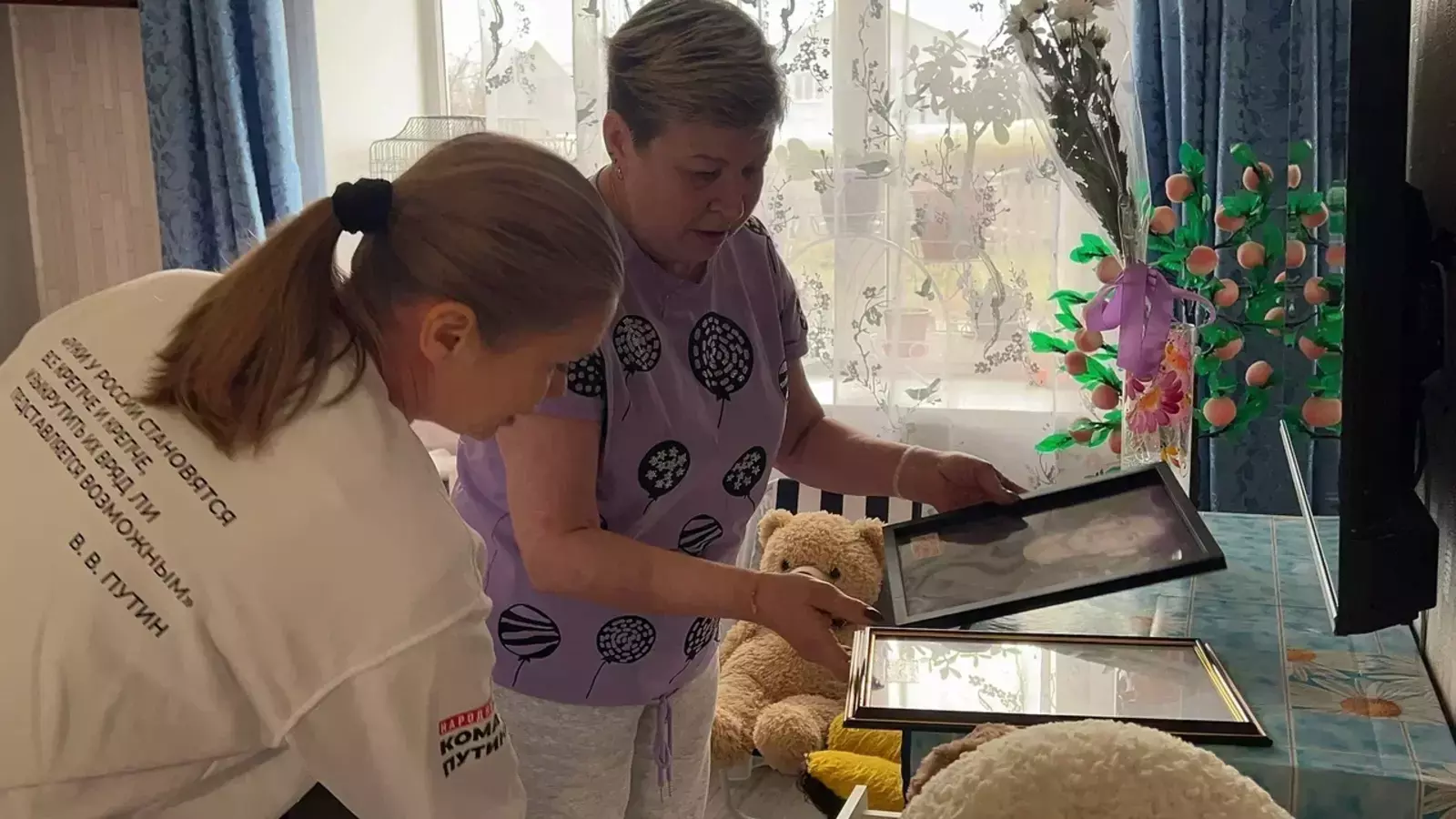 В Башкирии волонтёры «Молодёжки» Народного фронта поздравили мам участников СВО