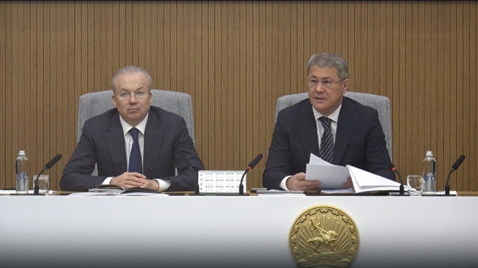 Власти Башкирии окажут помощь родственникам сотрудников башкирского производства