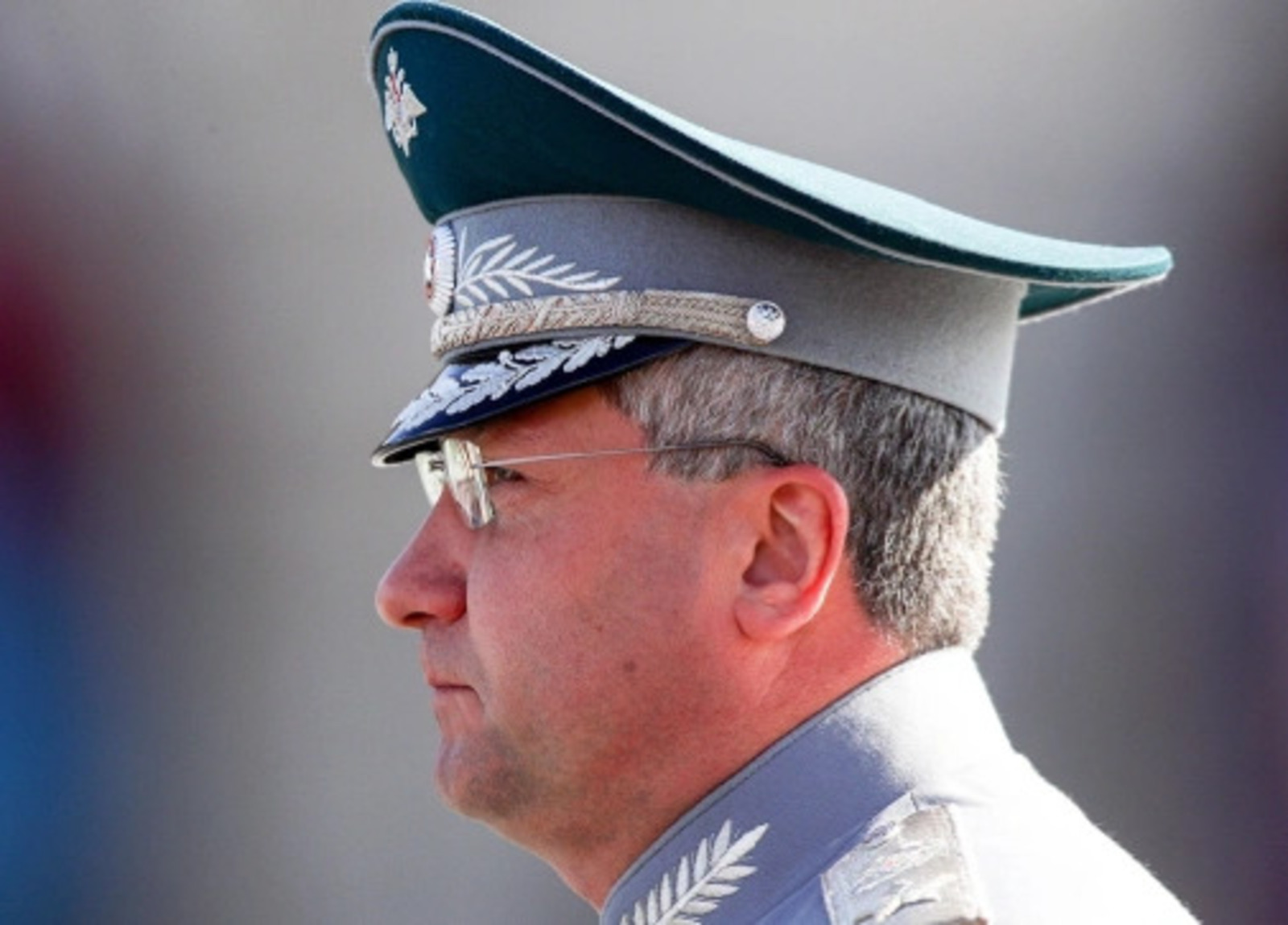 Президенту России доложили о задержании замминистра обороны