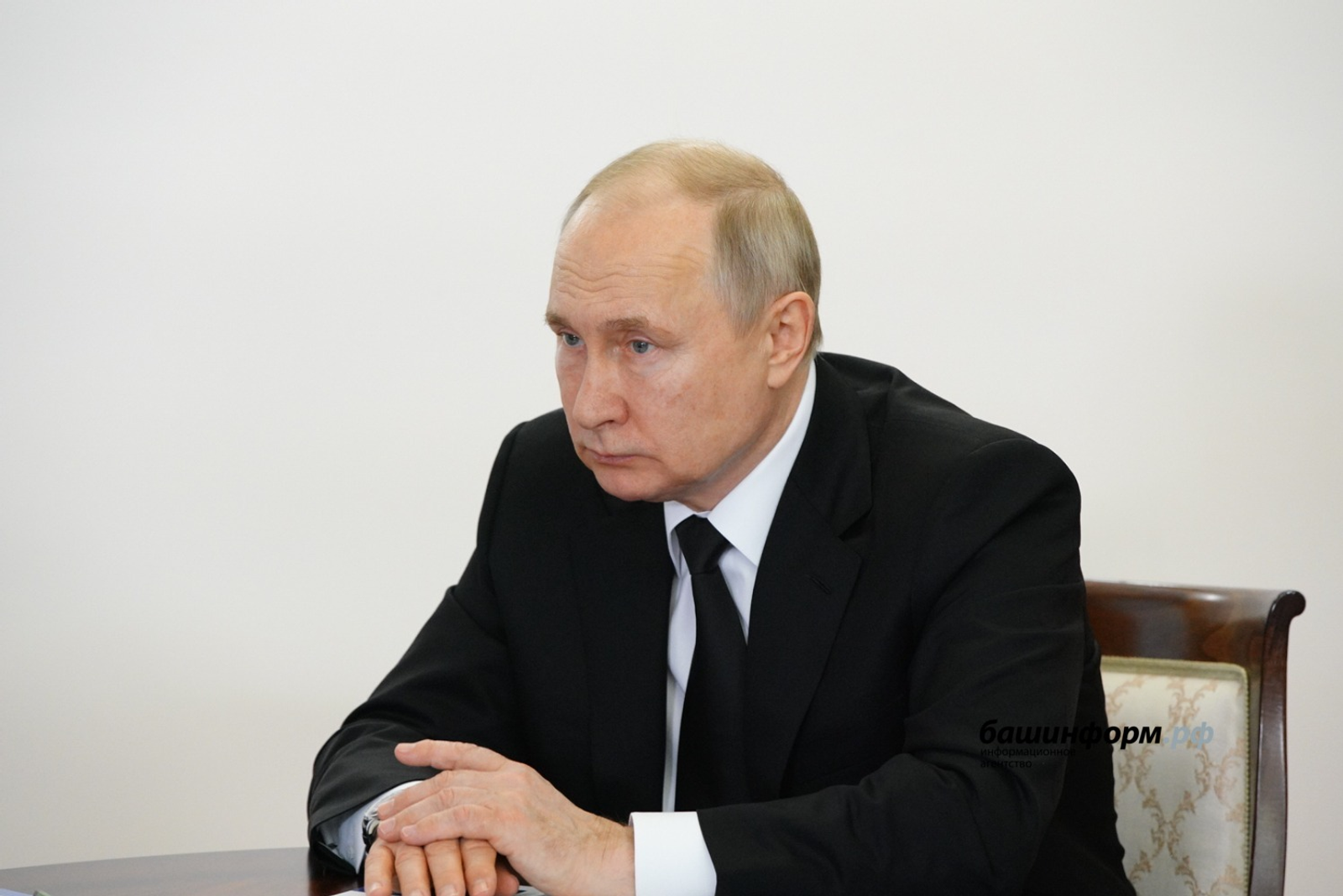 Путин подчеркнул: воспитание бережного отношения к ресурсам начинается в семье