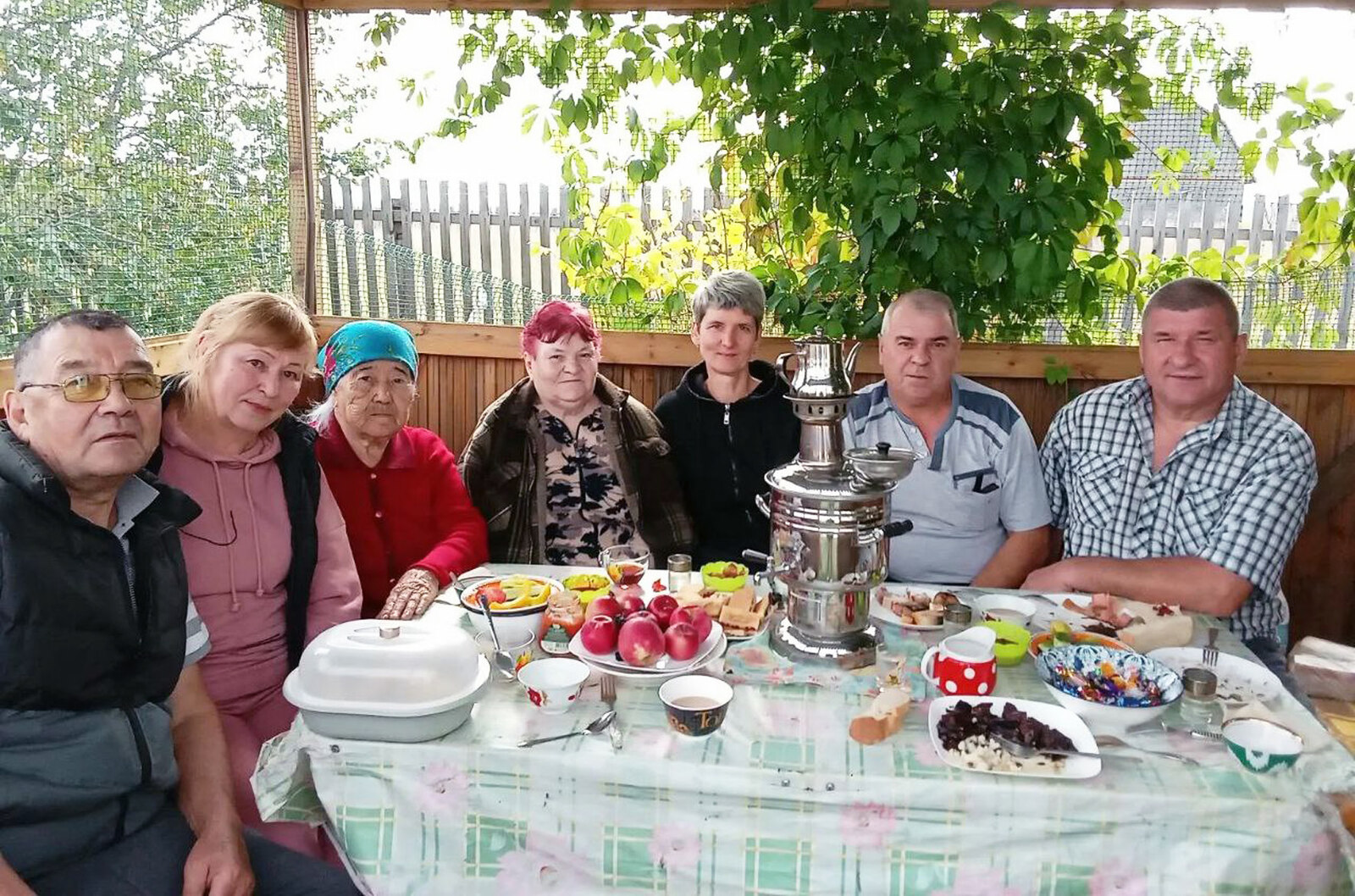 Самое лучшее время для семьи, когда все вместе собираются за самоваром.