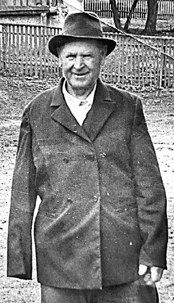 Участник Великой Отечественной войны, ветеран обороны Москвы Нигоматзян Волианович Юлаев.