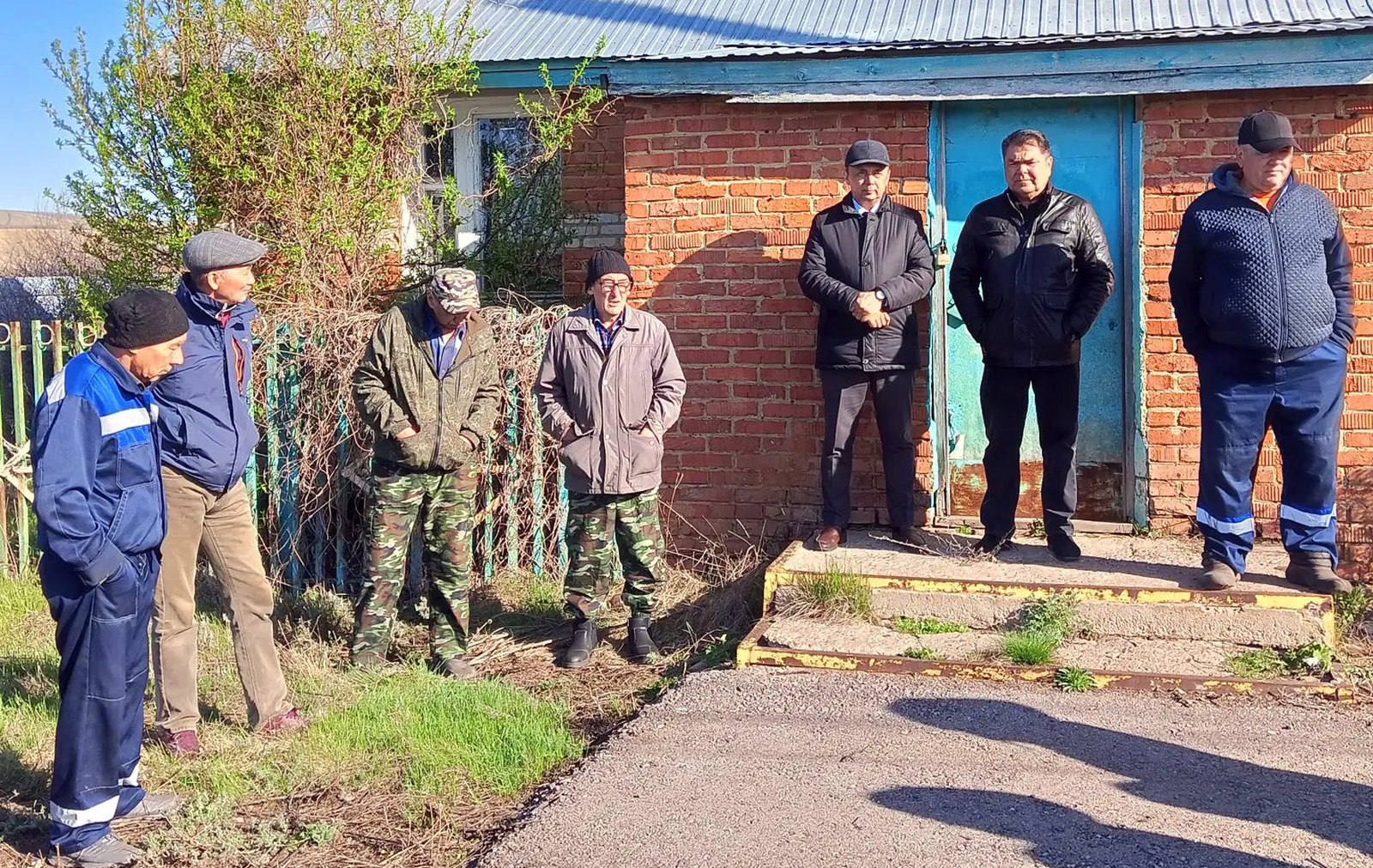 Филюзы Башировой  На сходе граждан в Аксарово.