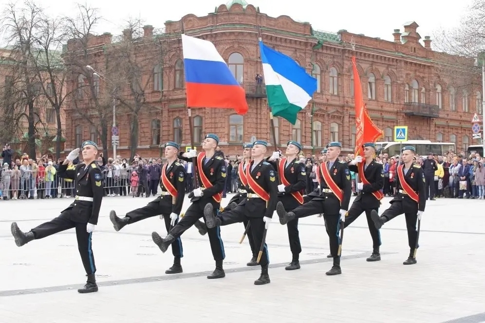 Глава Башкирии  поздравил жителей    с Днём Государственного флага Республики!