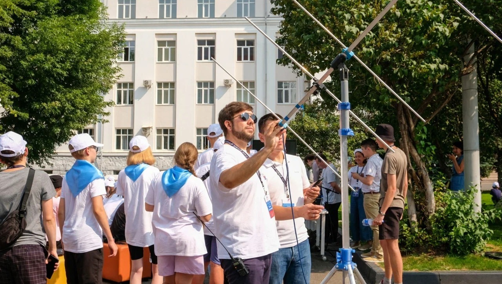 Для детей из Донбасса в Уфе организовали сеанс радиосвязи с российским экипажем МКС